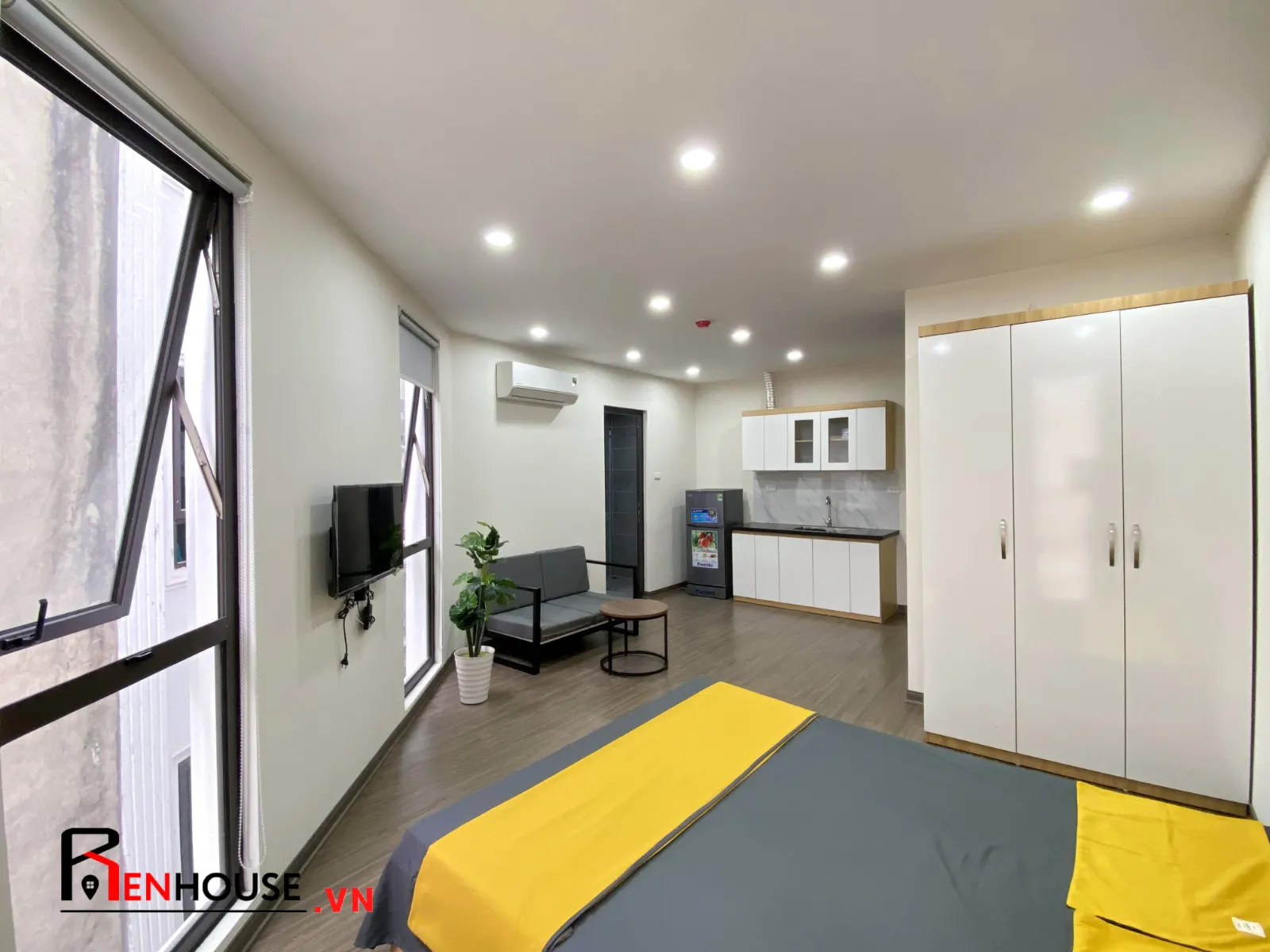 PHÒNG STUDIO TRẦN THÁI TÔNG