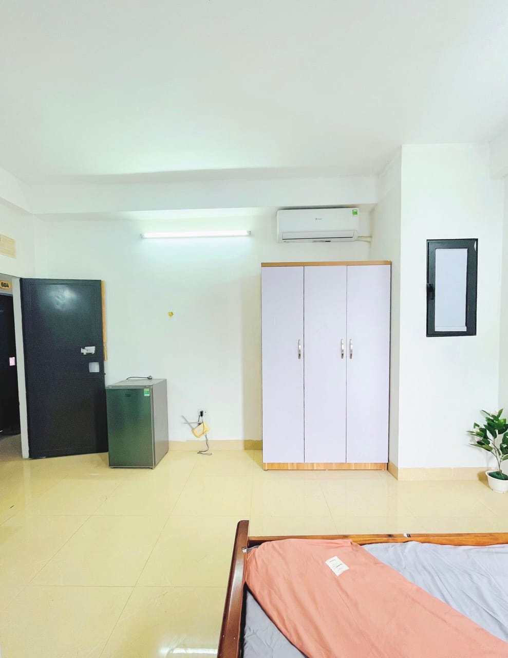 PHÒNG STUDIO CỔ NHUẾ