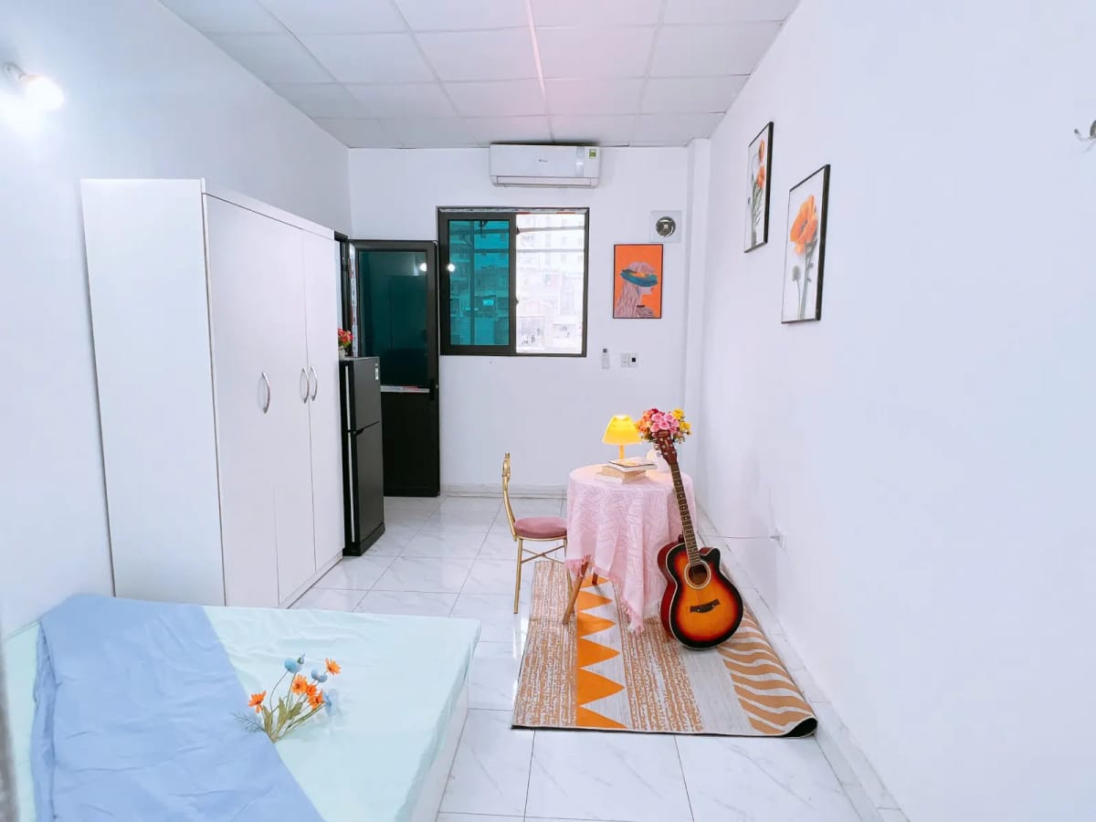 PHÒNG STUDIO TRẦN BÌNH, MAI DỊCH