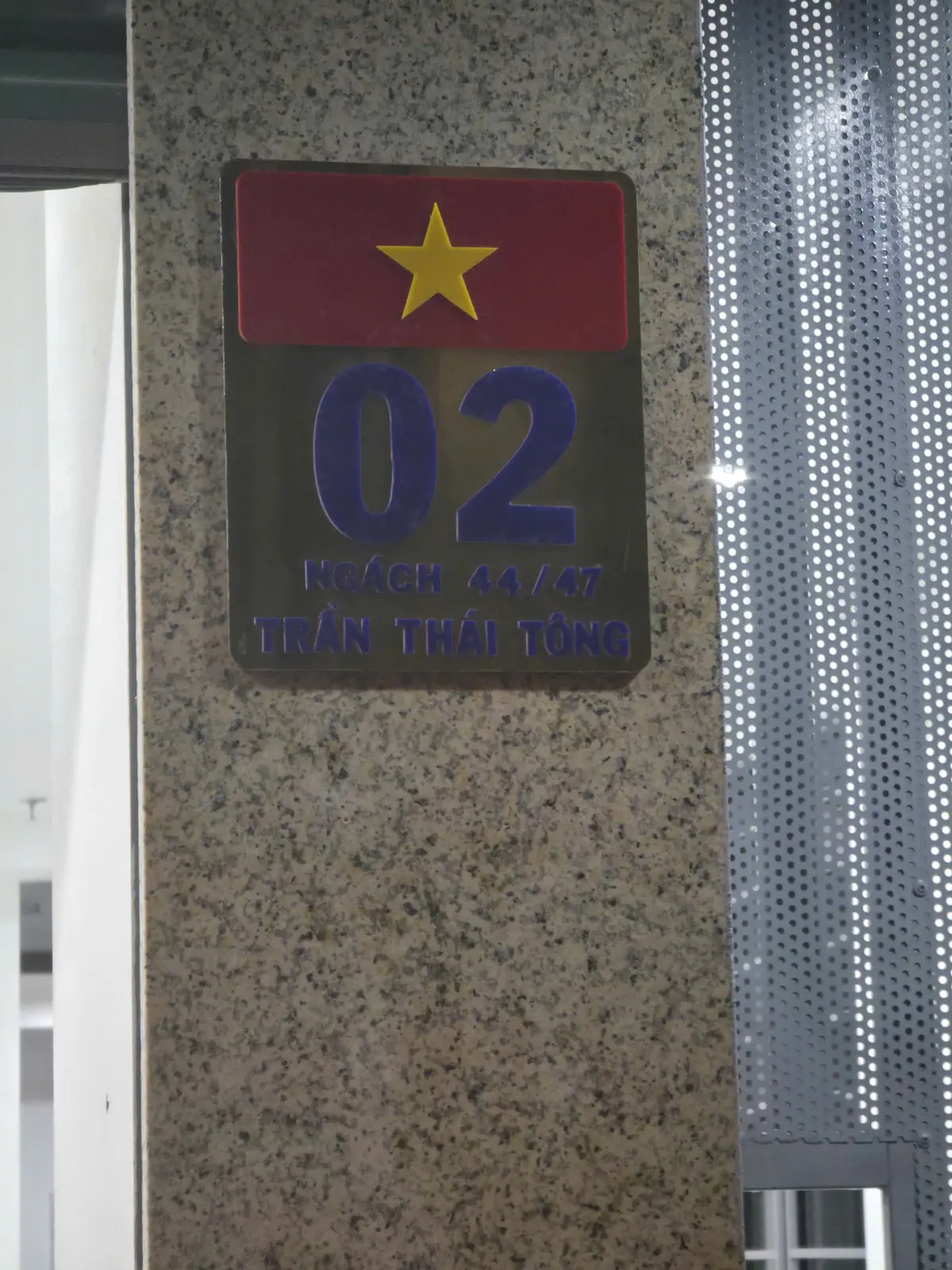 Studio tại Trần Thái Tông. Ngách 47. Thông 34 Dịch Vọng Hậu
