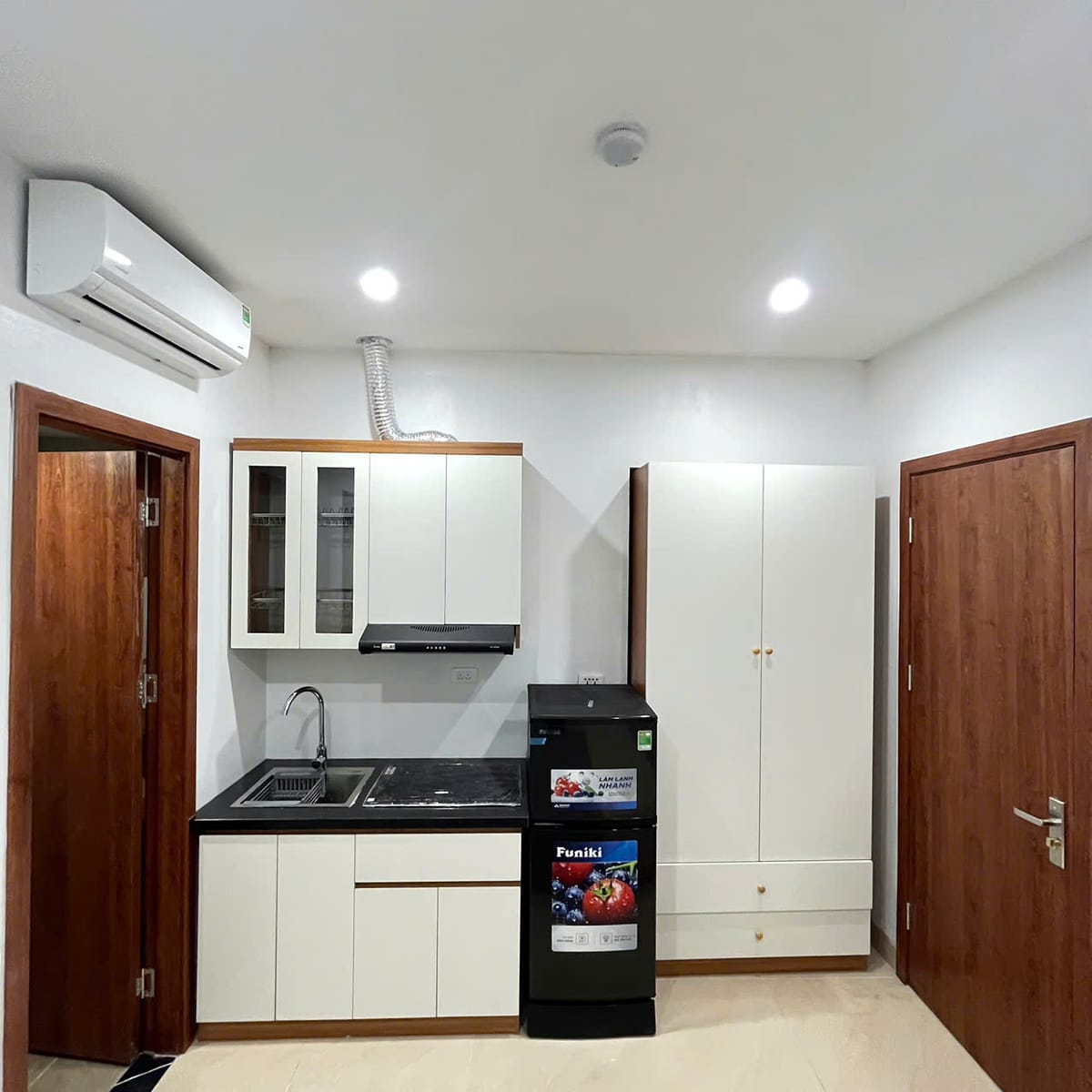 Studio tại ngõ 148 Dương Văn Bé