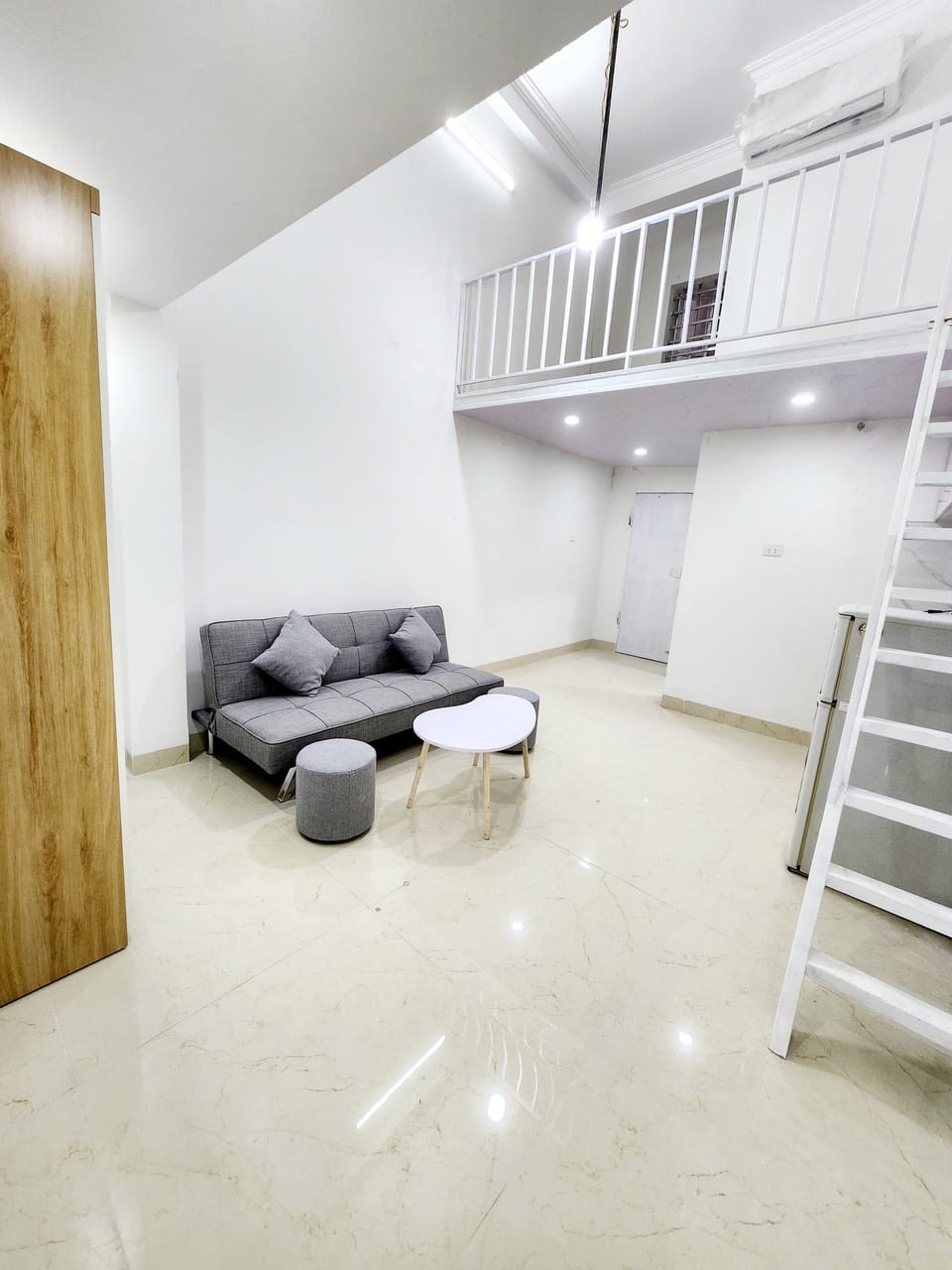Gác xép tại ngõ 120 Tân Mai