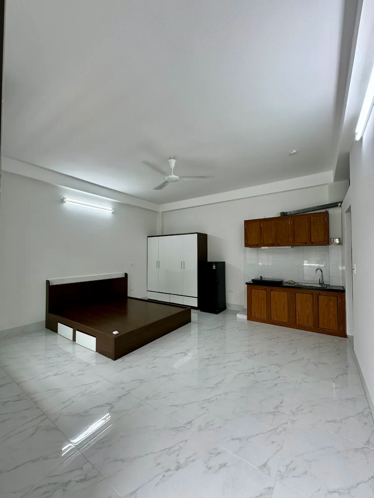 STUDIO HIỆN ĐẠI TẠI NGÁCH 42 CẦU GIẤY