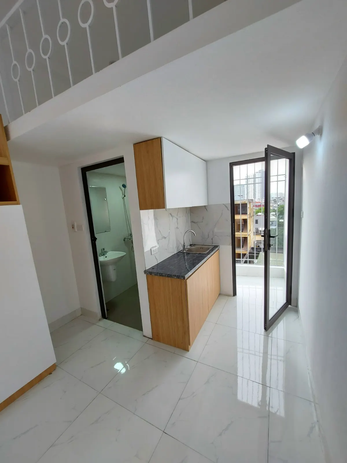 CĂN GÁC XÉP Ở 18 NGÕ THANH BÌNH