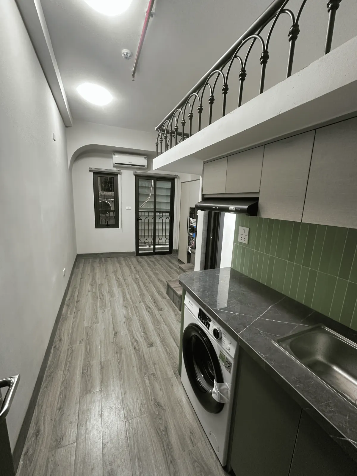 CĂN GÁC XÉP SIÊU SINH Ở NGÕ 157B CHÙA LÁNG