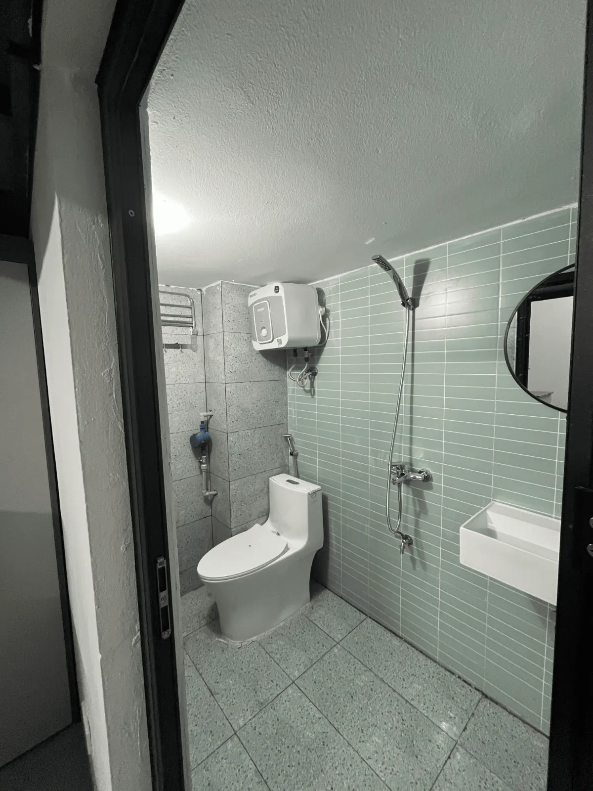 GÁC XÉP RỘNG RÃI Ở NGÕ 58 NGUYỄN KHÁNH TOÀN