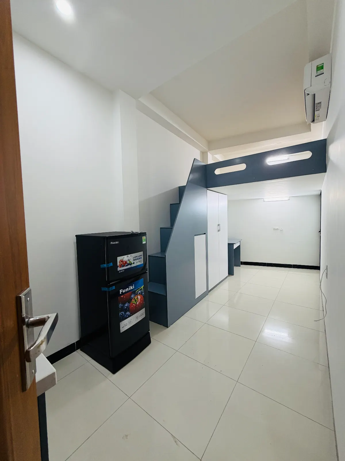 Studio tại Nguyễn Đức Cảnh