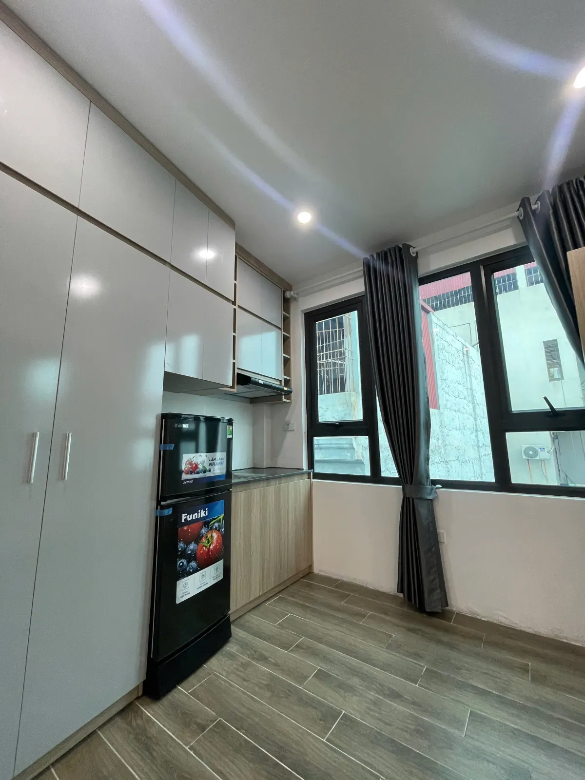 STUDIO FULL NT Ở NGÕ 75 ĐỨC DIỄN