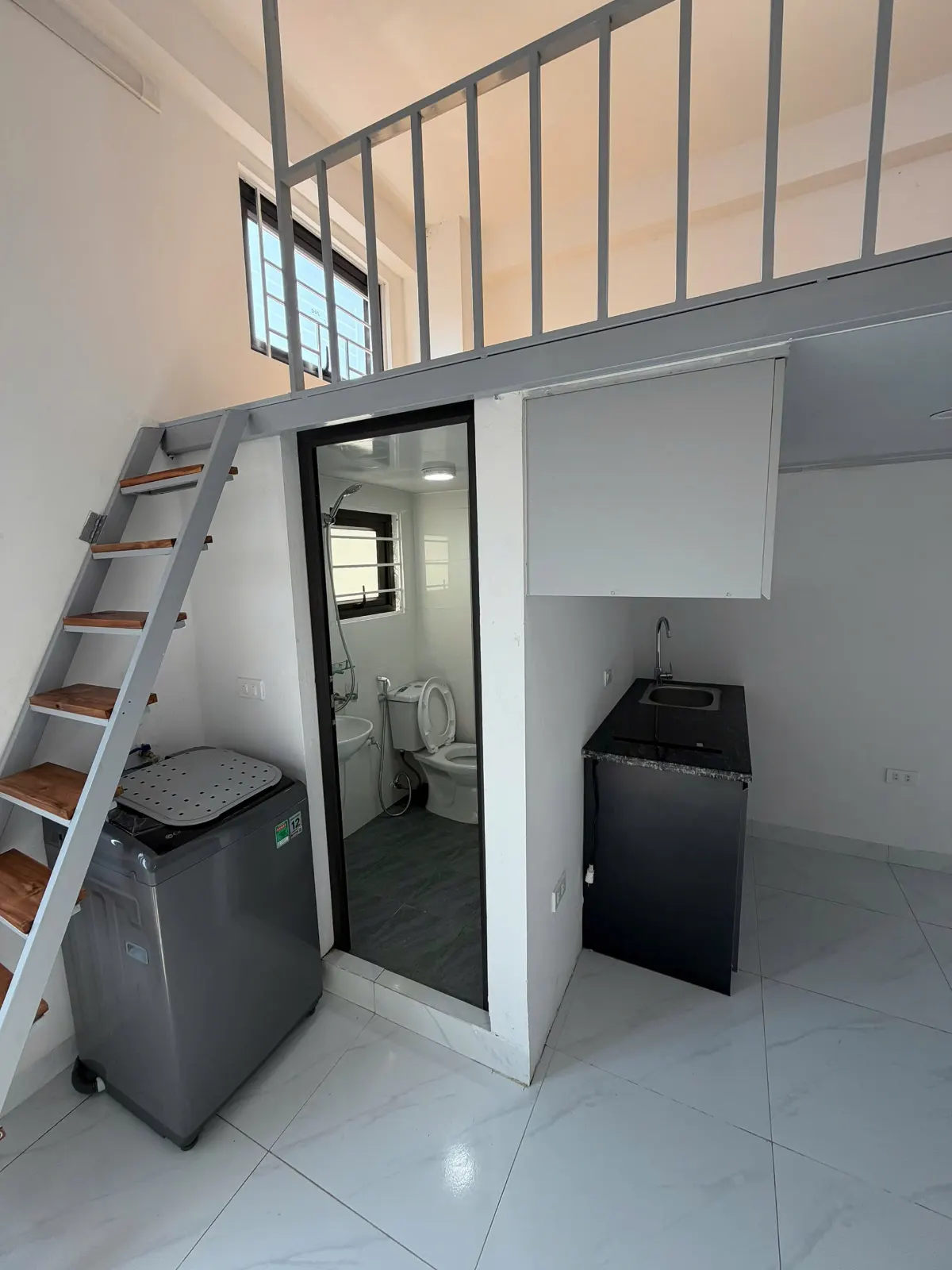 Studio ban công Khu Đấu Giá Phú Lương