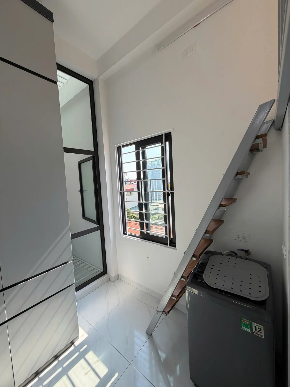 Studio ban công Khu Đấu Giá Phú Lương