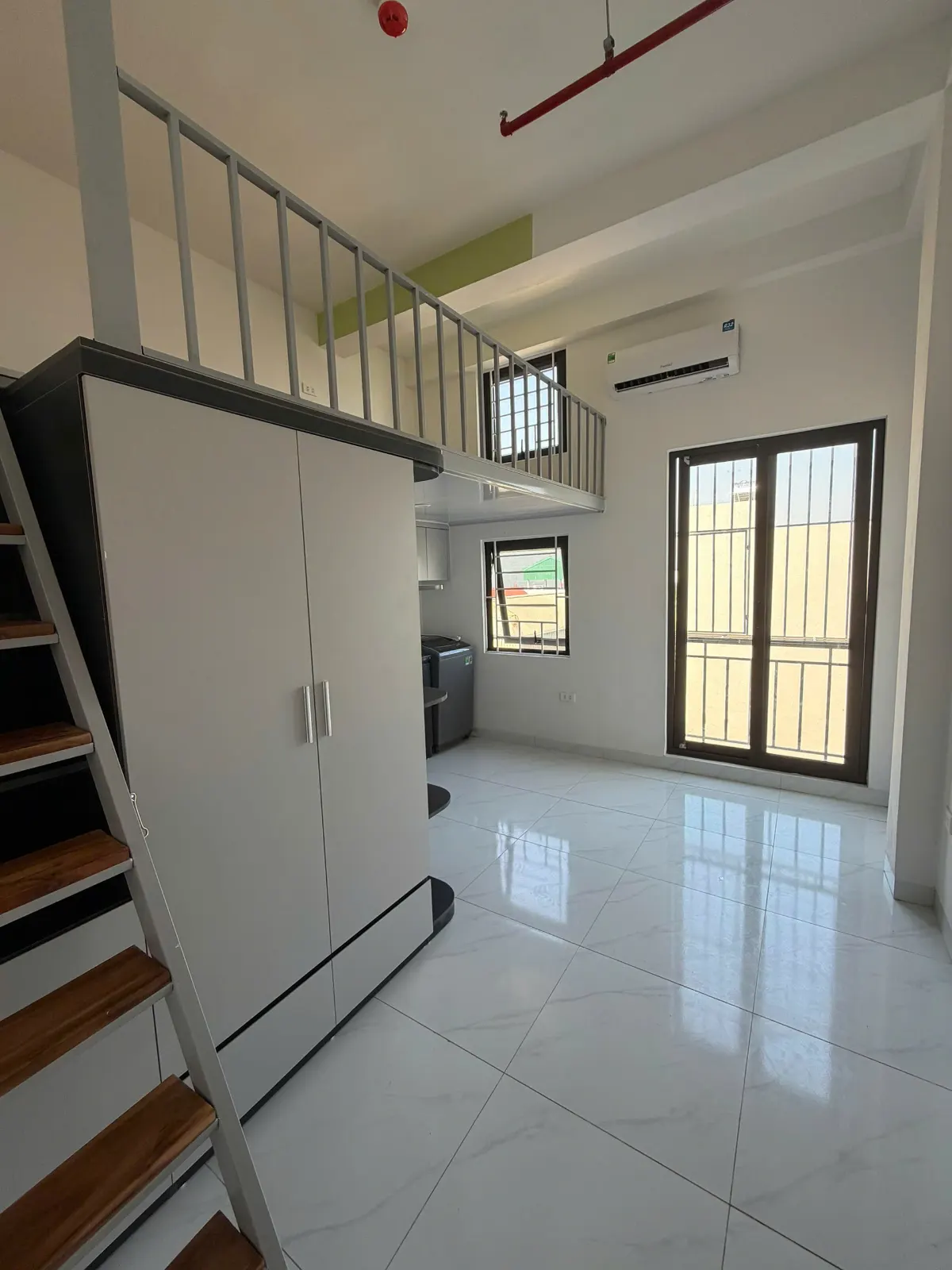 Studio ban công Khu Đấu Giá Phú Lương