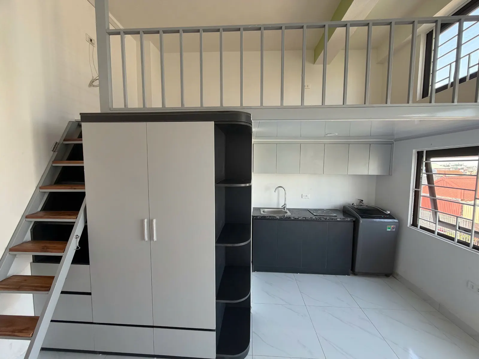Studio ban công Khu Đấu Giá Phú Lương