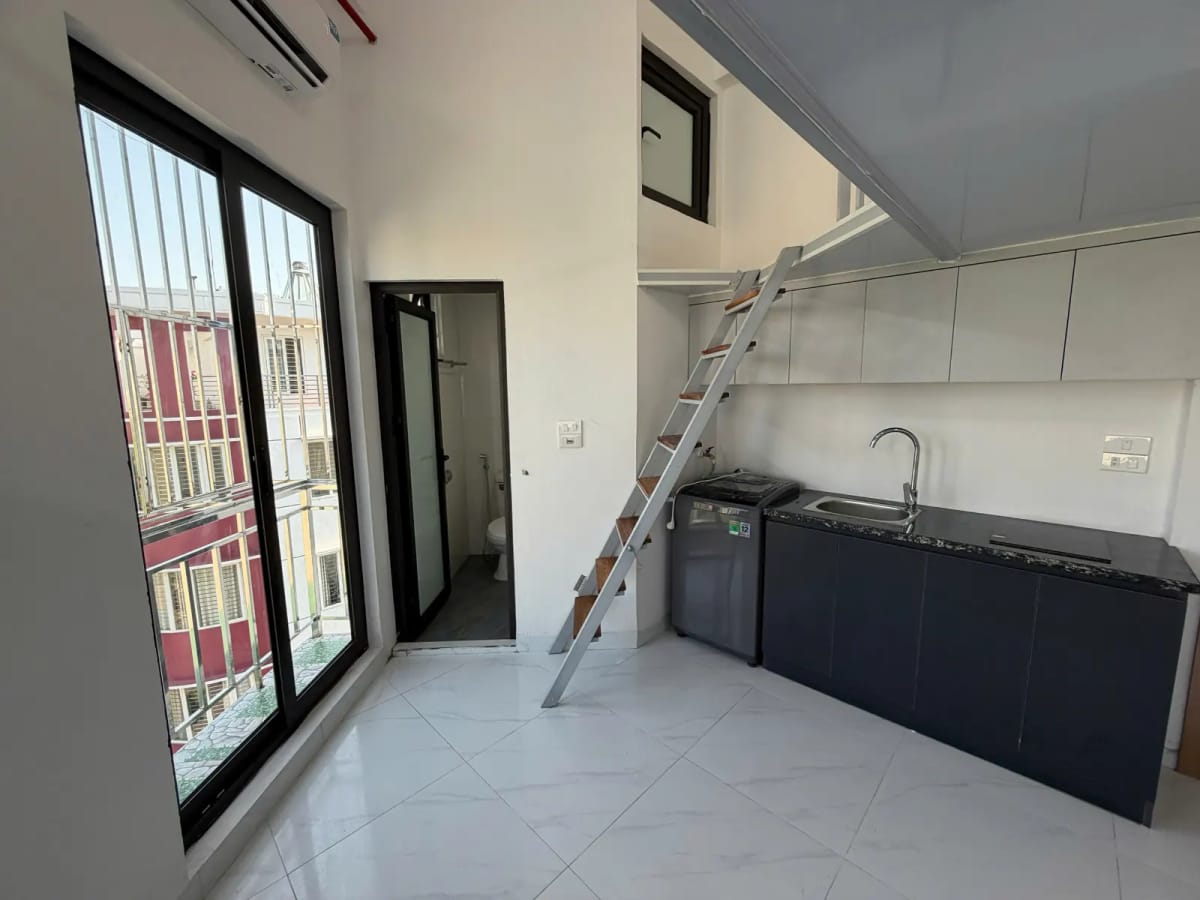Studio ban công Khu Đấu Giá Phú Lương